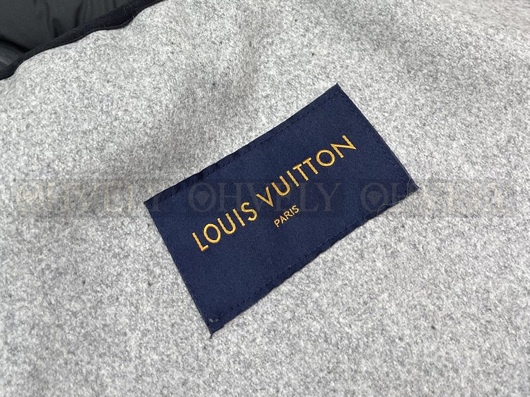 【 ZP버전 】LV 모노그램 보이후드 패딩 재킷 상품 썸네일