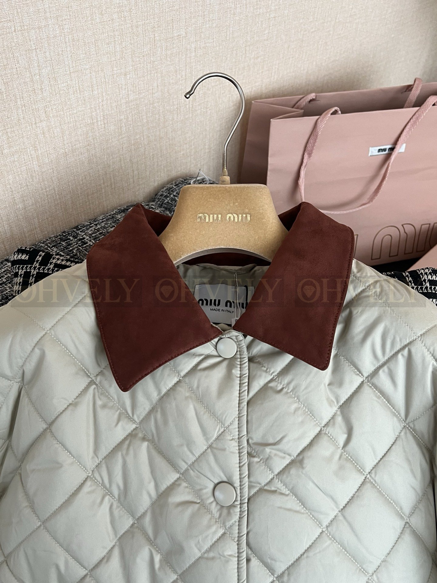 【 ZP버전 】MIU 퀸팅 파이핑 아우터 자켓 상품 썸네일