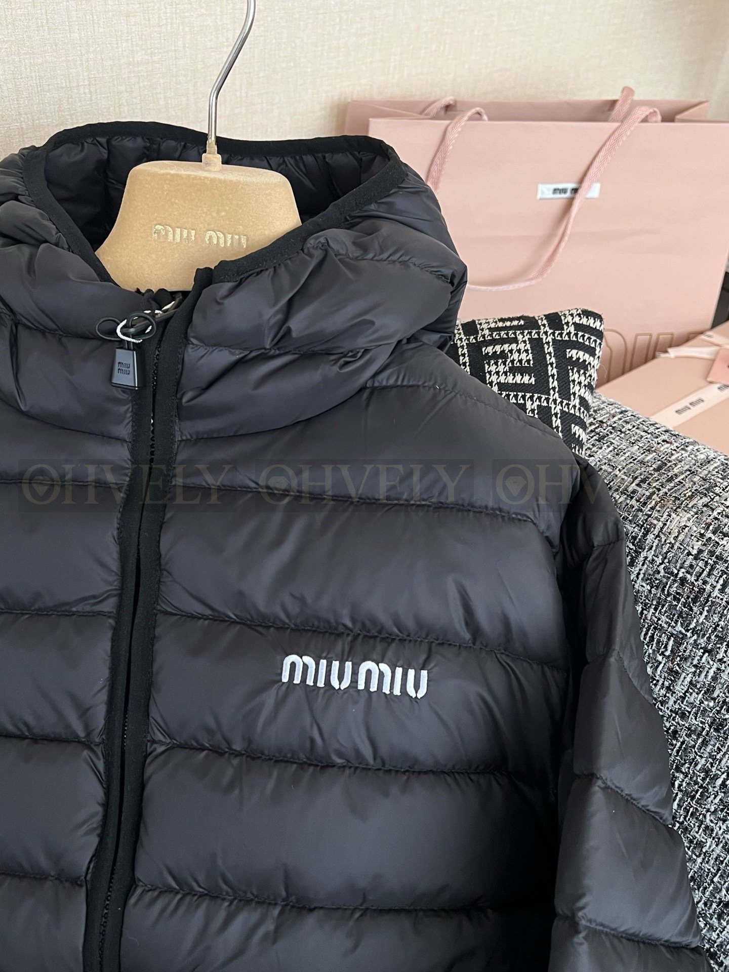 【 ZP버전 】MIU 경량 후드 패딩 점퍼 상품 썸네일