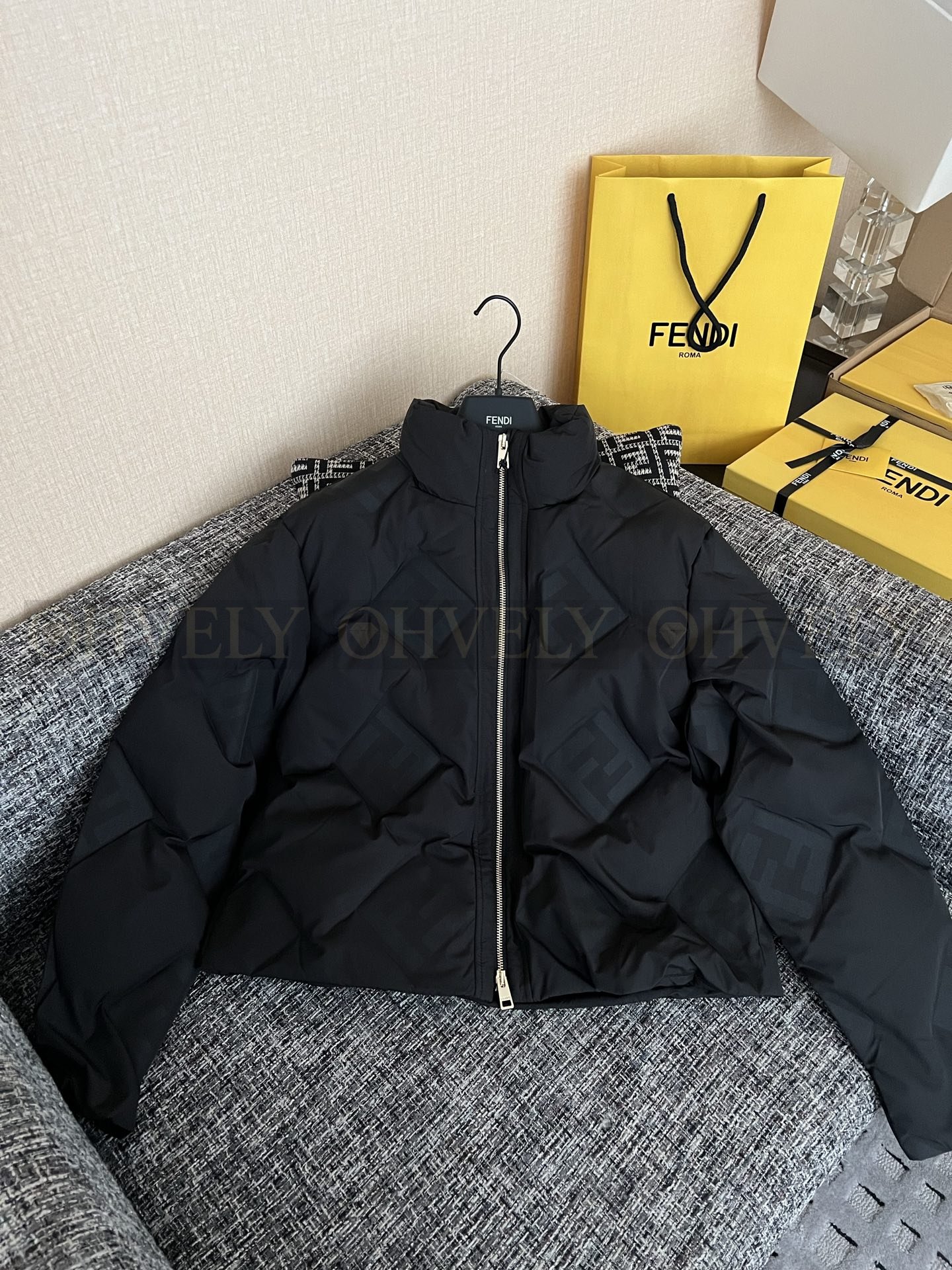 【 ZP버전 】FD 하이넥 지퍼 자카드 패딩 점퍼 상품 썸네일