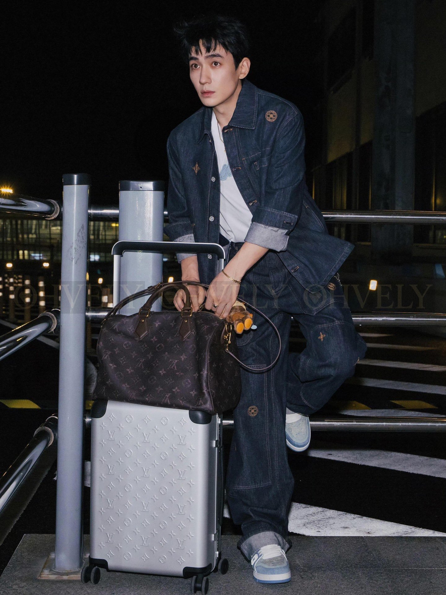 【 ZP버전 】LV 야른 로고 데님 자 상품 썸네일
